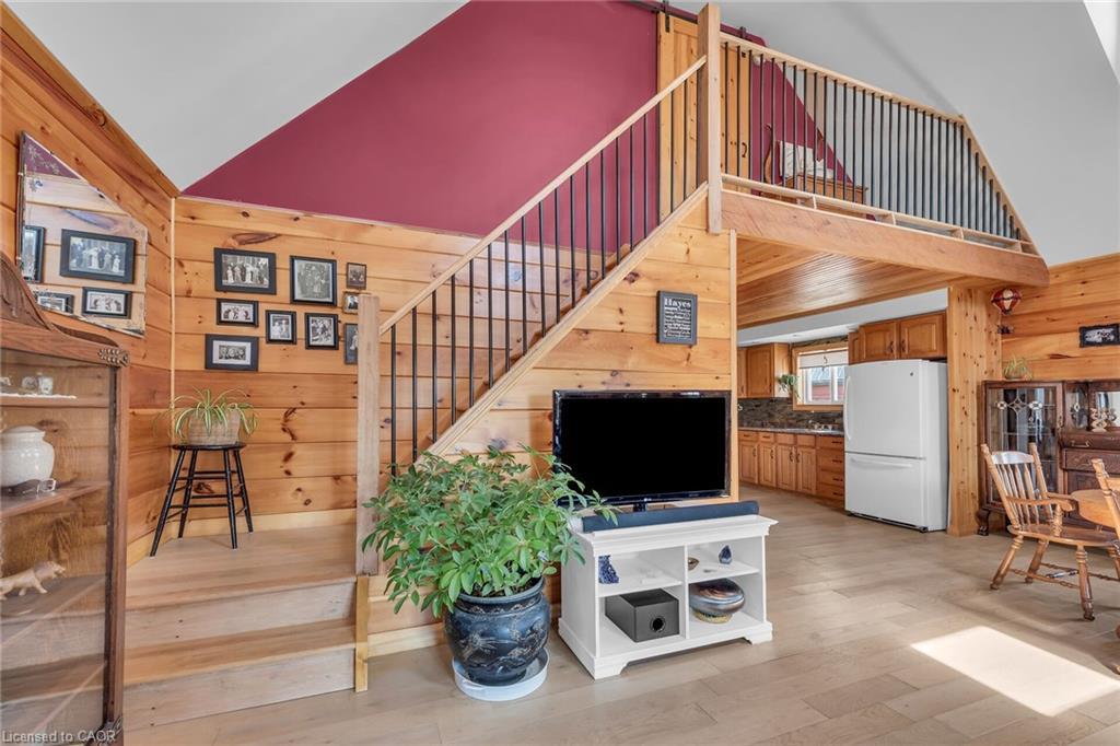 109 Mcnab Street E, Port Dover, ON - Indoor Photo Showing Other Room