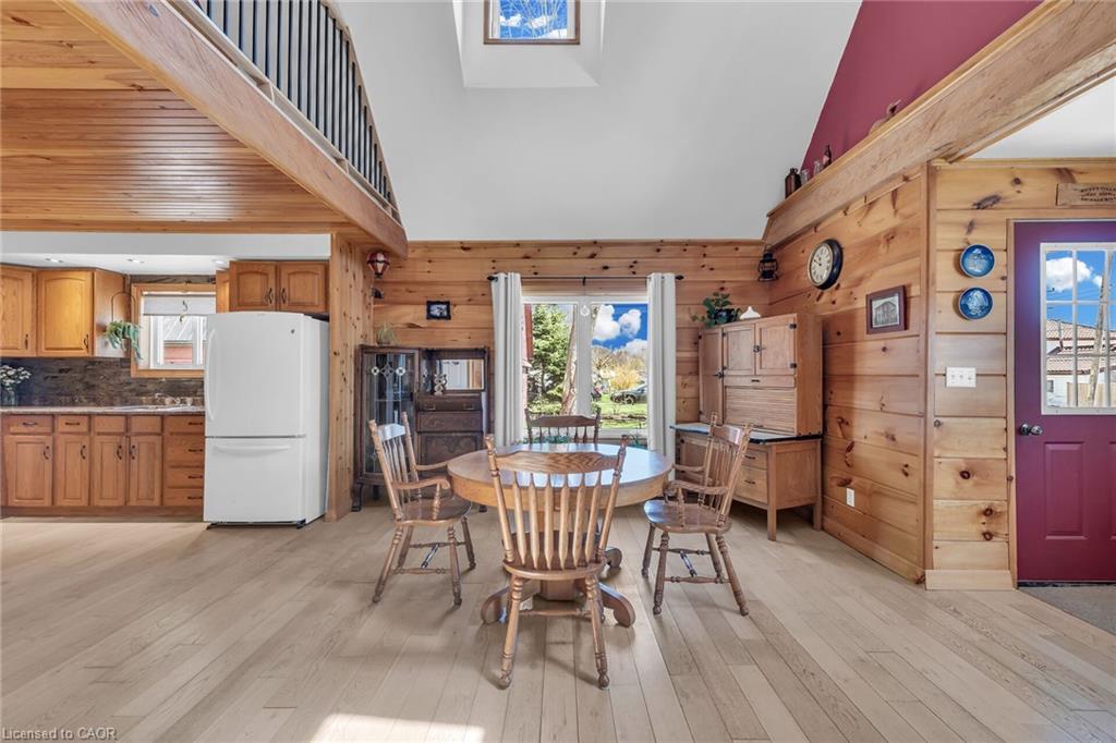 109 Mcnab Street E, Port Dover, ON - Indoor