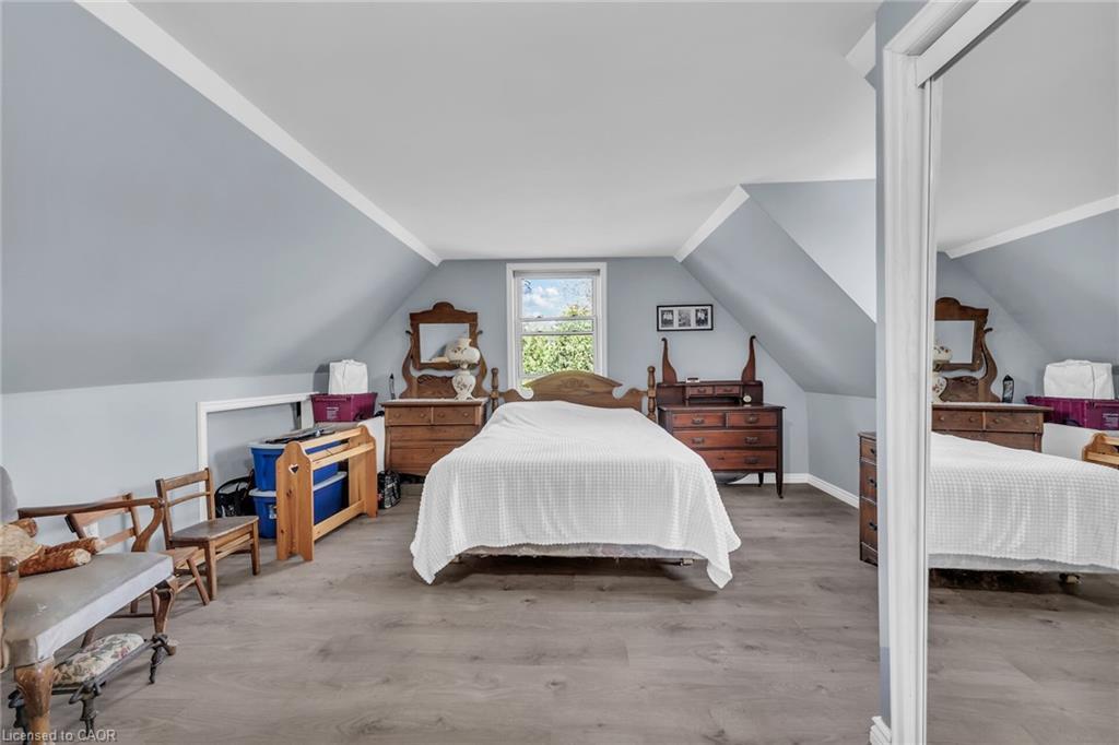 109 Mcnab Street E, Port Dover, ON - Indoor Photo Showing Bedroom
