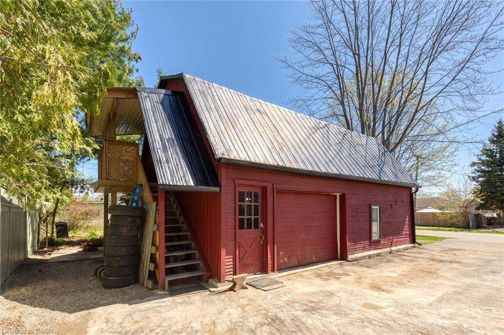 109 Mcnab Street E, Port Dover, ON - Outdoor