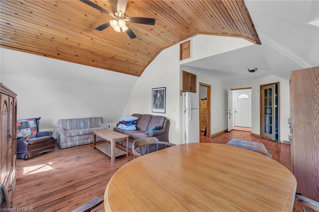 109 Mcnab Street E, Port Dover, ON - Indoor