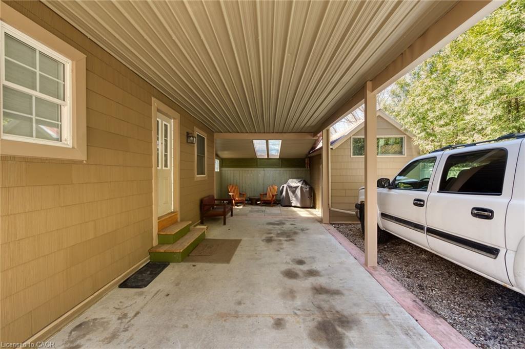 109 Mcnab Street E, Port Dover, ON - Outdoor With Exterior