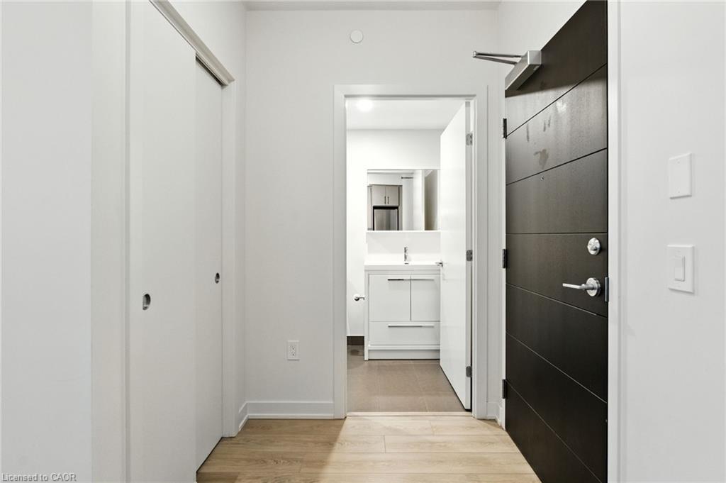 1209-212 King William Street, Hamilton, ON - Indoor Photo Showing Other Room