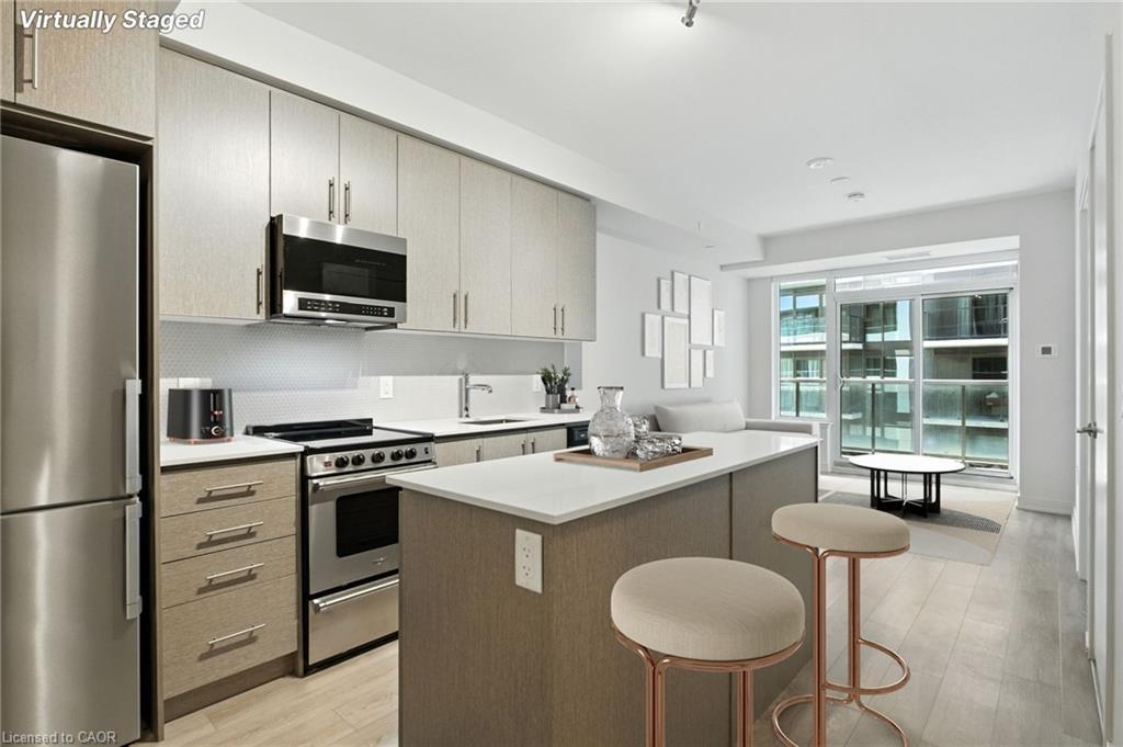 1209-212 King William Street, Hamilton, ON - Indoor Photo Showing Kitchen With Stainless Steel Kitchen With Upgraded Kitchen