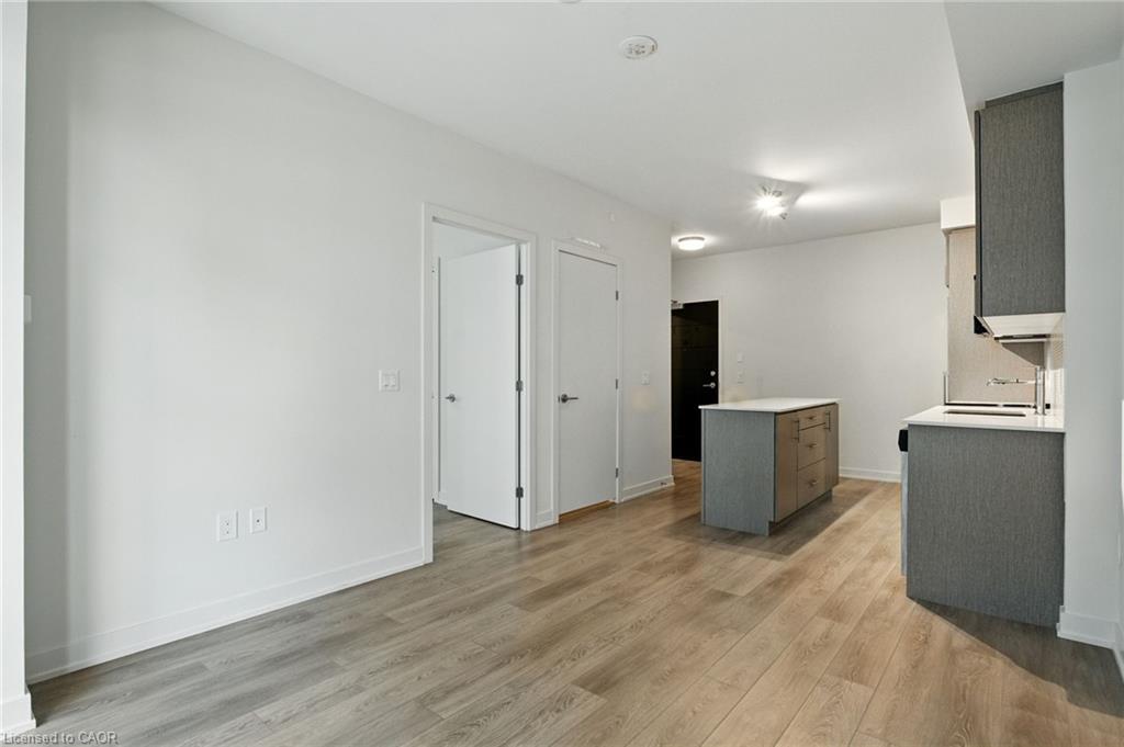 1209-212 King William Street, Hamilton, ON - Indoor