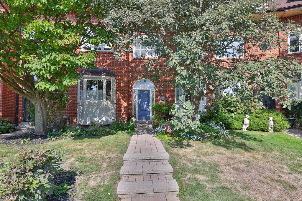 68 Tradewind Drive, Oakville, ON - Outdoor