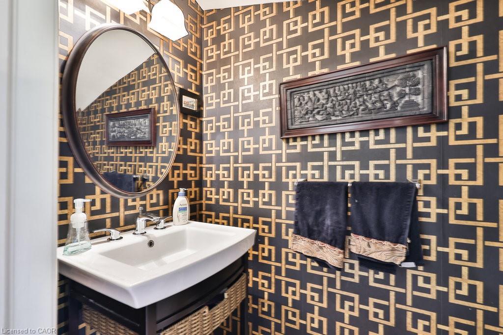 68 Tradewind Drive, Oakville, ON - Indoor Photo Showing Other Room