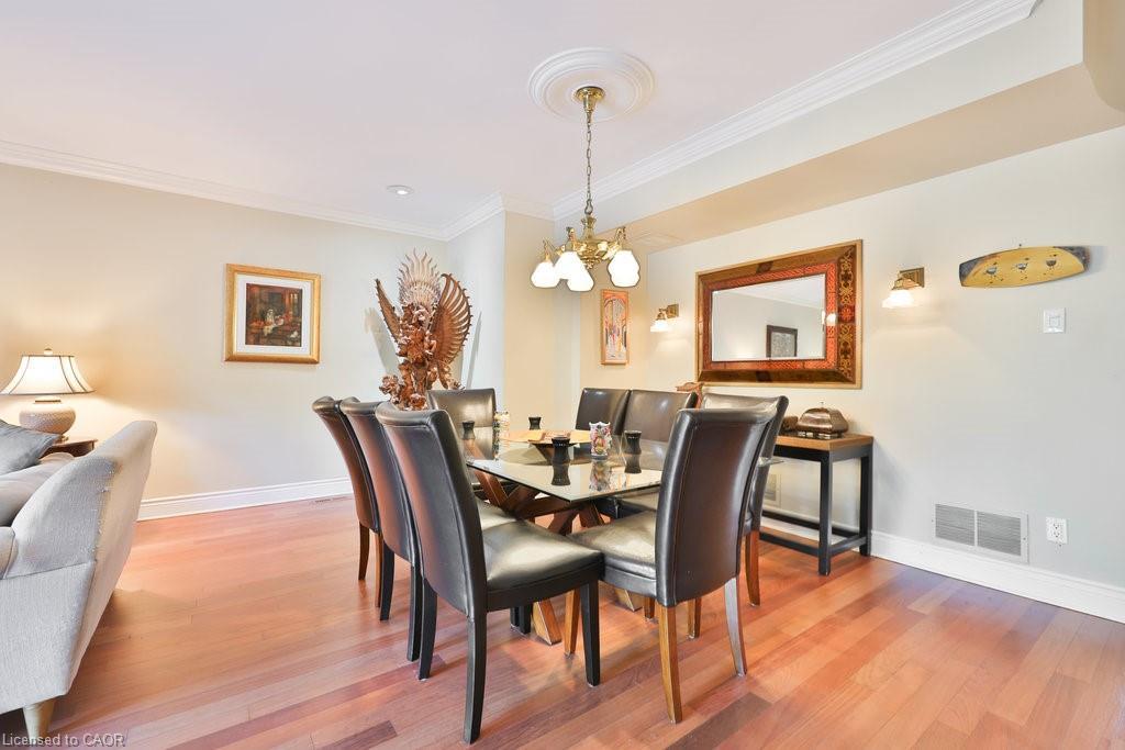 68 Tradewind Drive, Oakville, ON - Indoor Photo Showing Dining Room