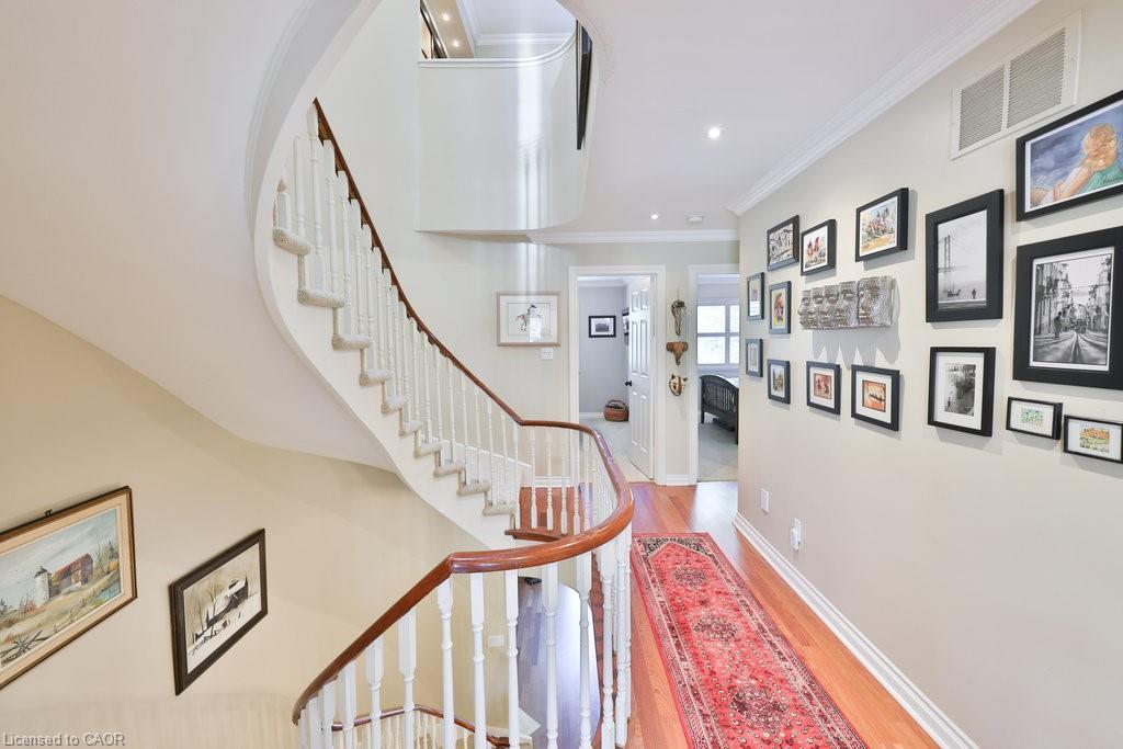 68 Tradewind Drive, Oakville, ON - Indoor Photo Showing Other Room