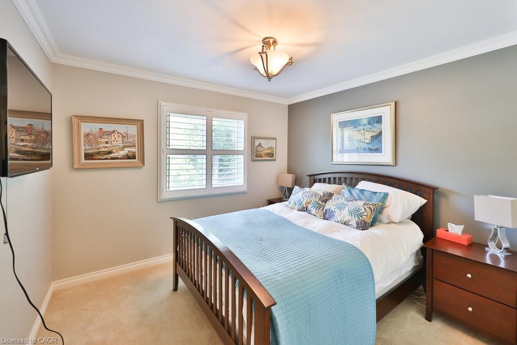 68 Tradewind Drive, Oakville, ON - Indoor Photo Showing Bedroom