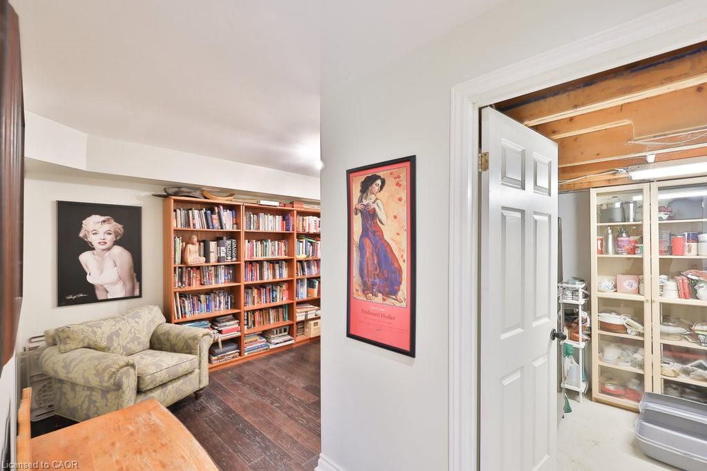 68 Tradewind Drive, Oakville, ON - Indoor