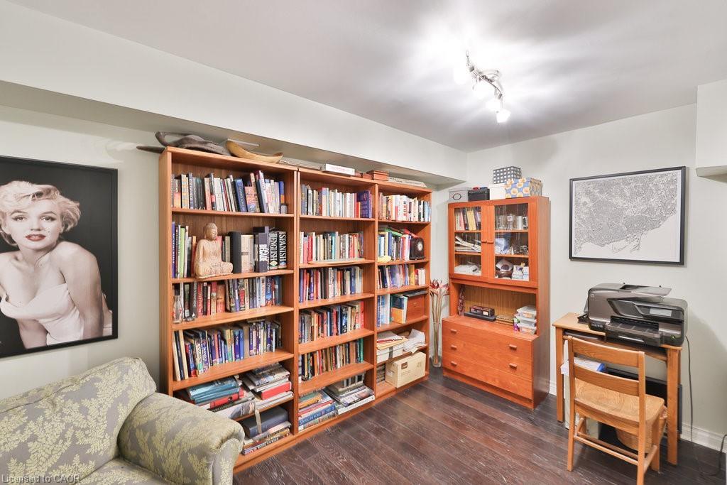 68 Tradewind Drive, Oakville, ON - Indoor Photo Showing Office