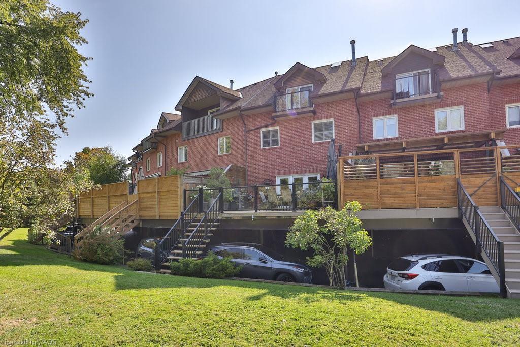 68 Tradewind Drive, Oakville, ON - Outdoor