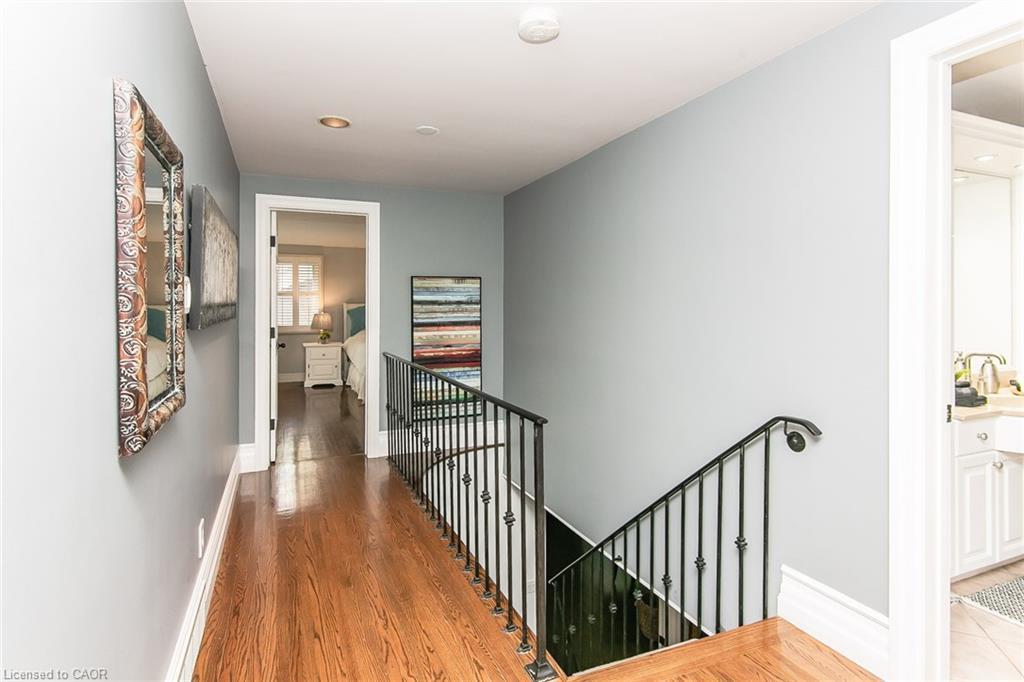 358 Green Acres Drive, Waterloo, ON - Indoor Photo Showing Other Room