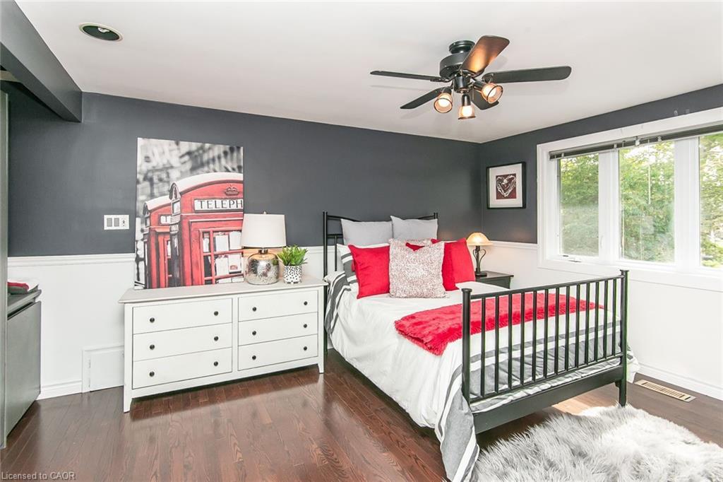 358 Green Acres Drive, Waterloo, ON - Indoor Photo Showing Bedroom