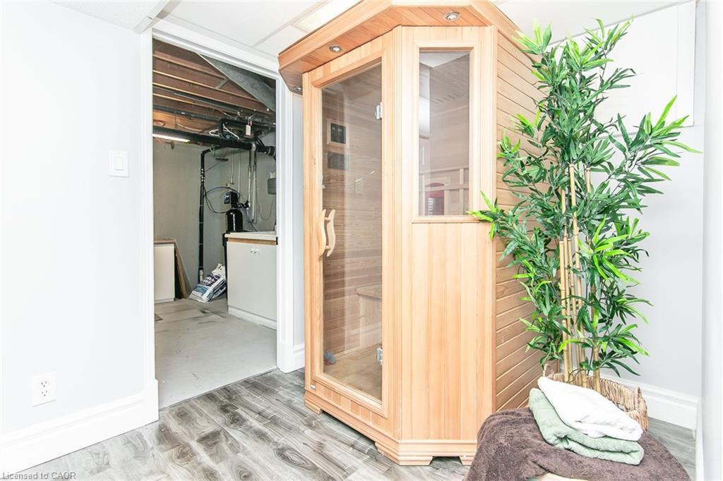 358 Green Acres Drive, Waterloo, ON -