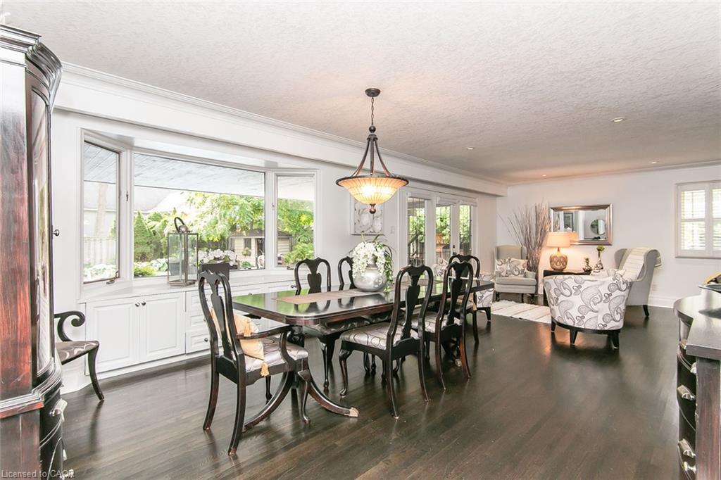 358 Green Acres Drive, Waterloo, ON - Indoor Photo Showing Dining Room