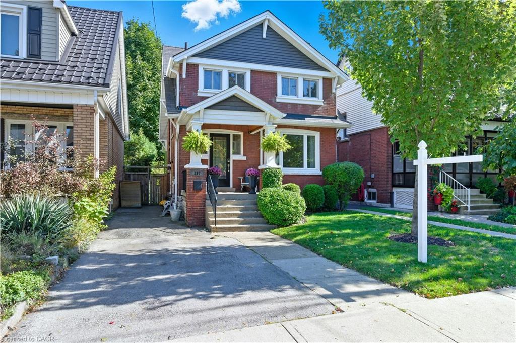 197 Balmoral Avenue S, Hamilton, ON - Outdoor With Facade