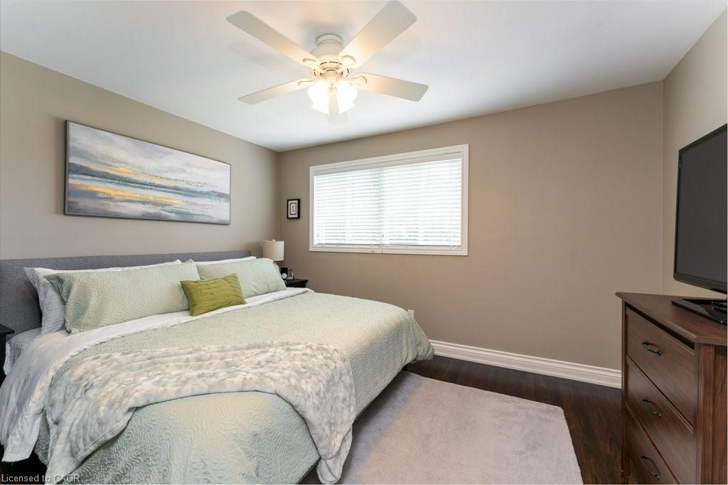 68 Windermere Court, Brampton, ON - Indoor Photo Showing Bedroom