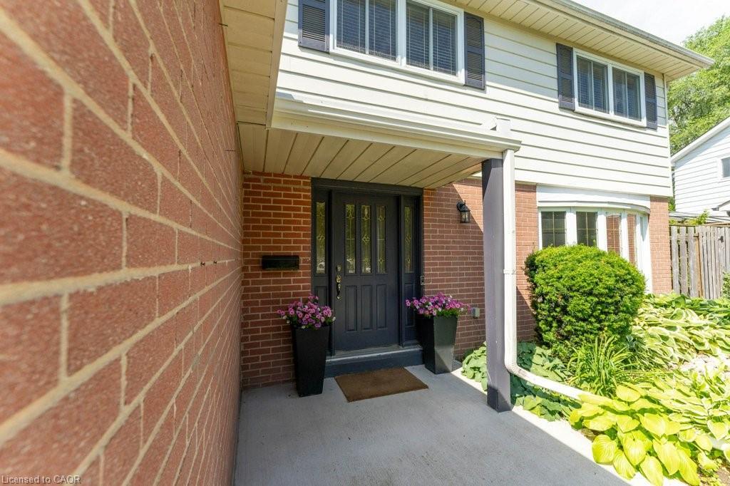 68 Windermere Court, Brampton, ON - Outdoor