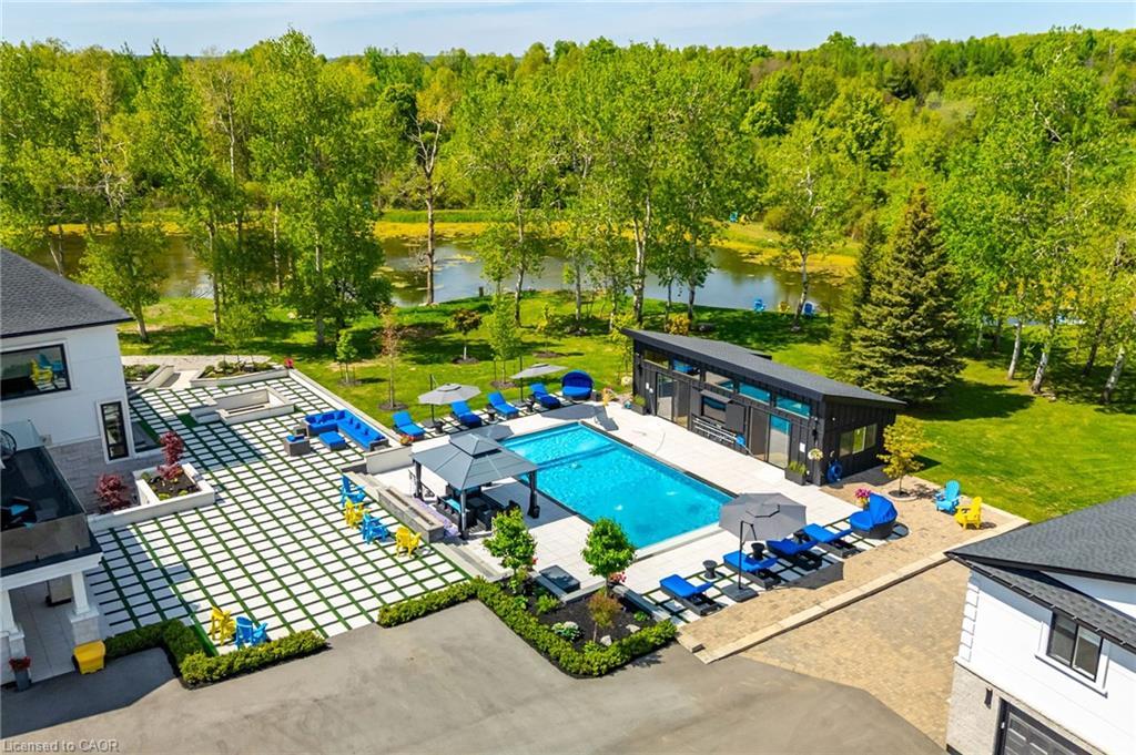 13311 Sixth Line Nassagaweya, Milton, ON - Outdoor With In Ground Pool