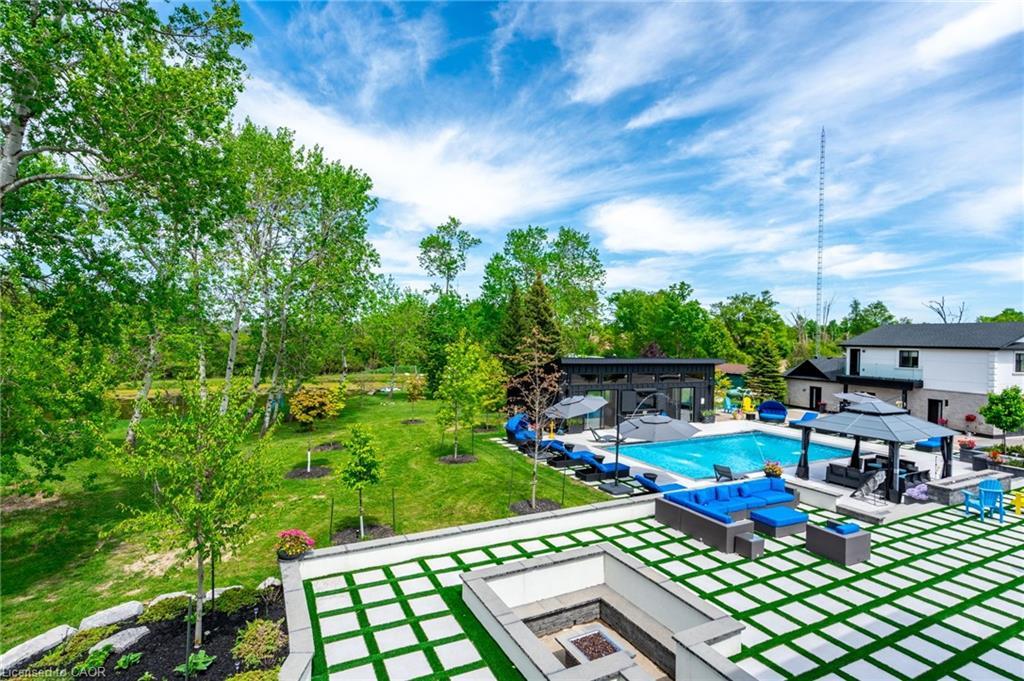 13311 Sixth Line Nassagaweya, Milton, ON - Outdoor With In Ground Pool