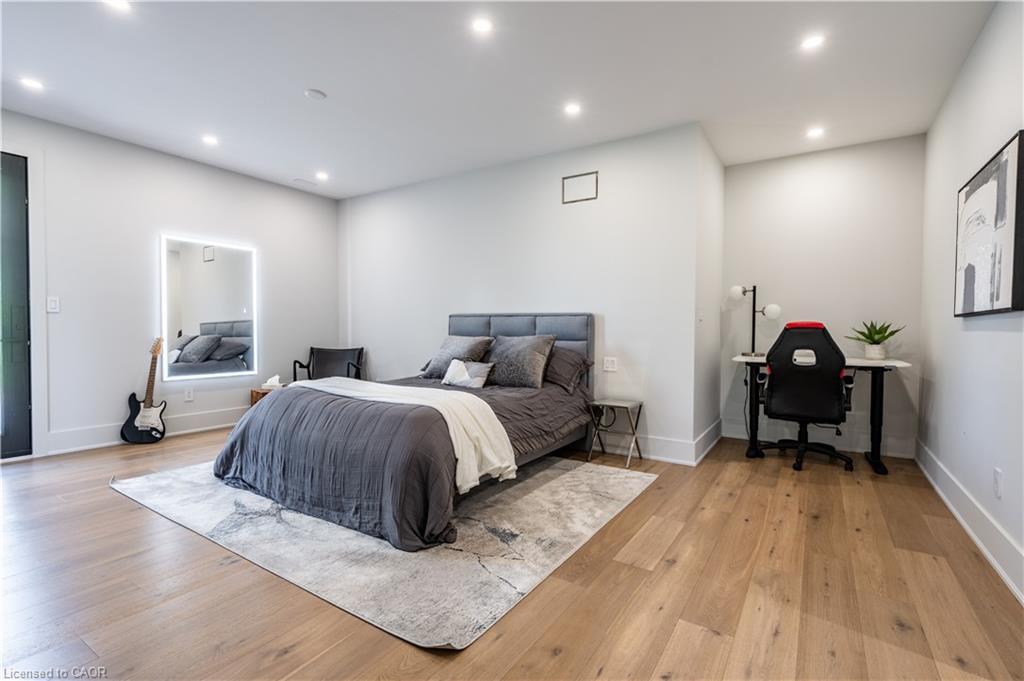 13311 Sixth Line Nassagaweya, Milton, ON - Indoor Photo Showing Bedroom
