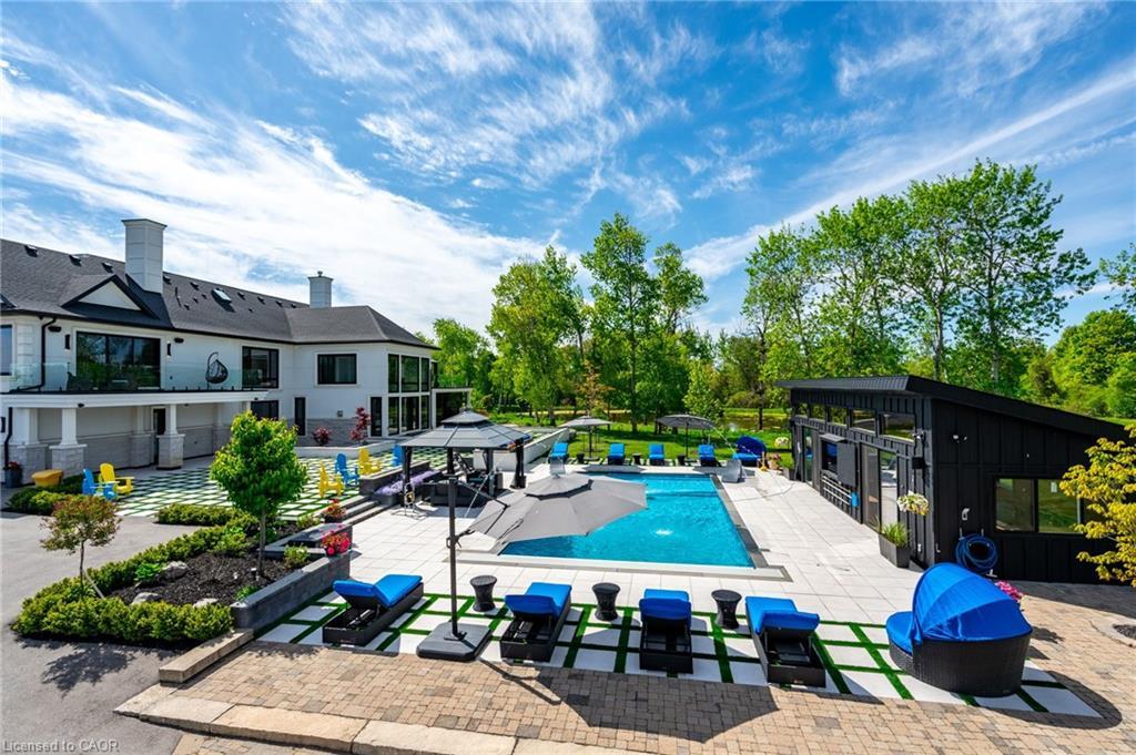 13311 Sixth Line Nassagaweya, Milton, ON - Outdoor With In Ground Pool