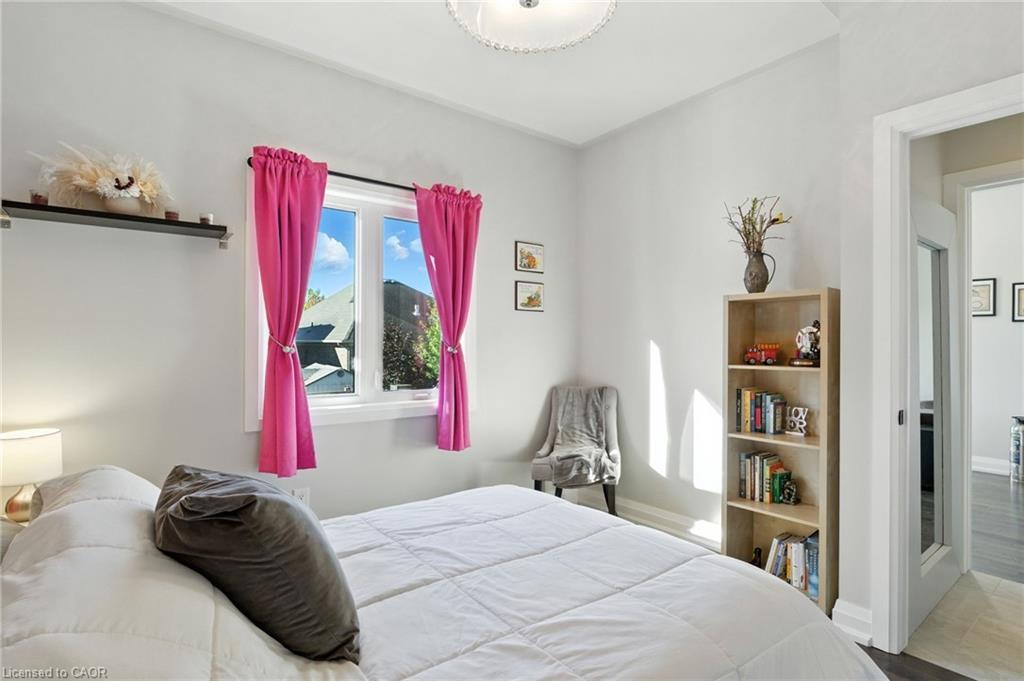 139 Gaiser Road, Welland, ON - Indoor Photo Showing Bedroom