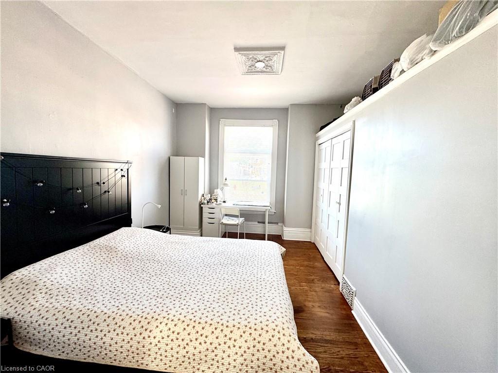 1-108 Birch Avenue, Hamilton, ON - Indoor Photo Showing Bedroom