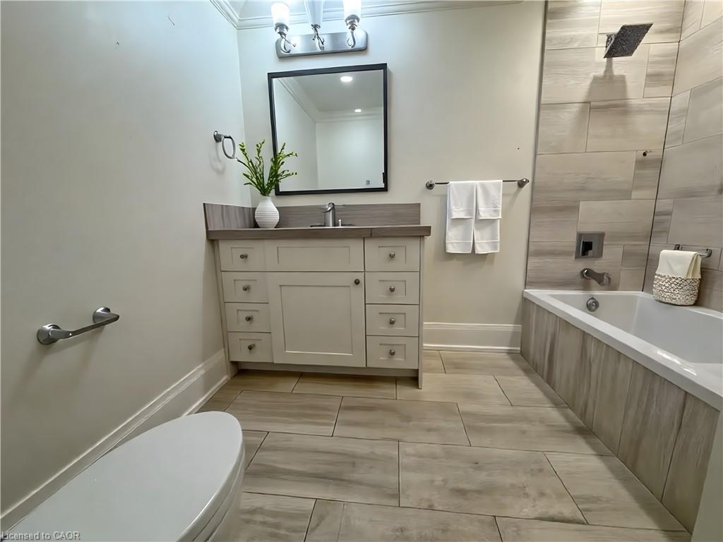 296 Merton Street, Toronto, ON - Indoor Photo Showing Bathroom