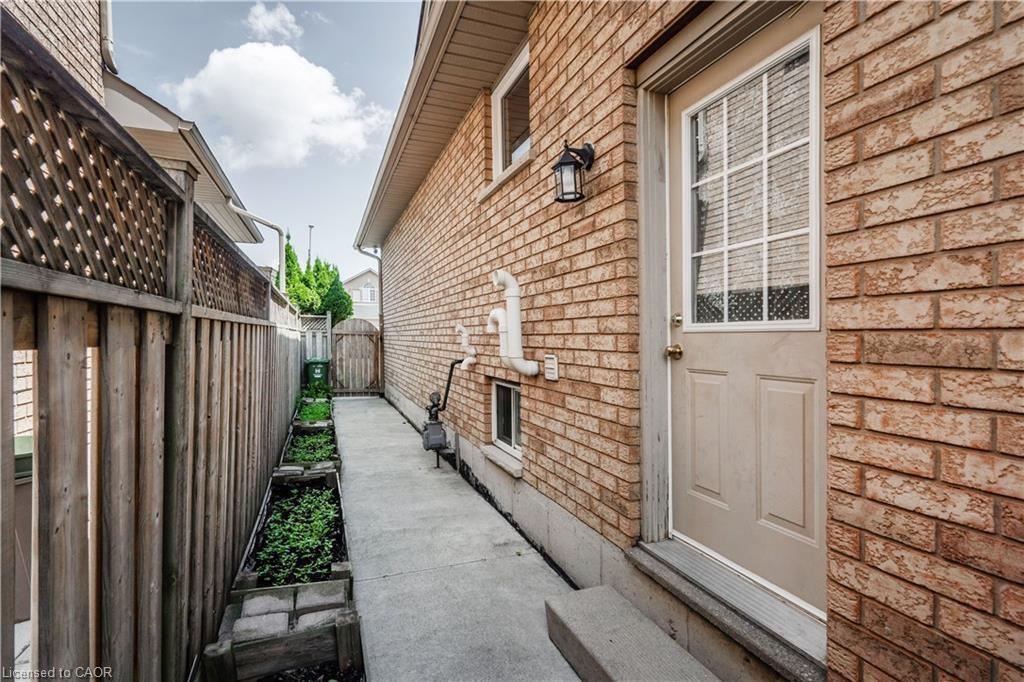 Basement-1 Resolute Drive, Hamilton, ON - Outdoor With Exterior