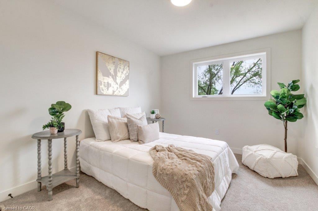 210 William Street, Delhi, ON - Indoor Photo Showing Bedroom