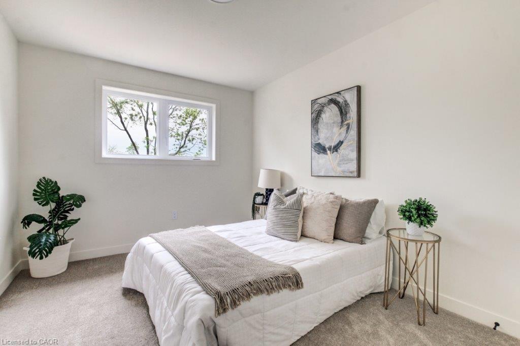 210 William Street, Delhi, ON - Indoor Photo Showing Bedroom