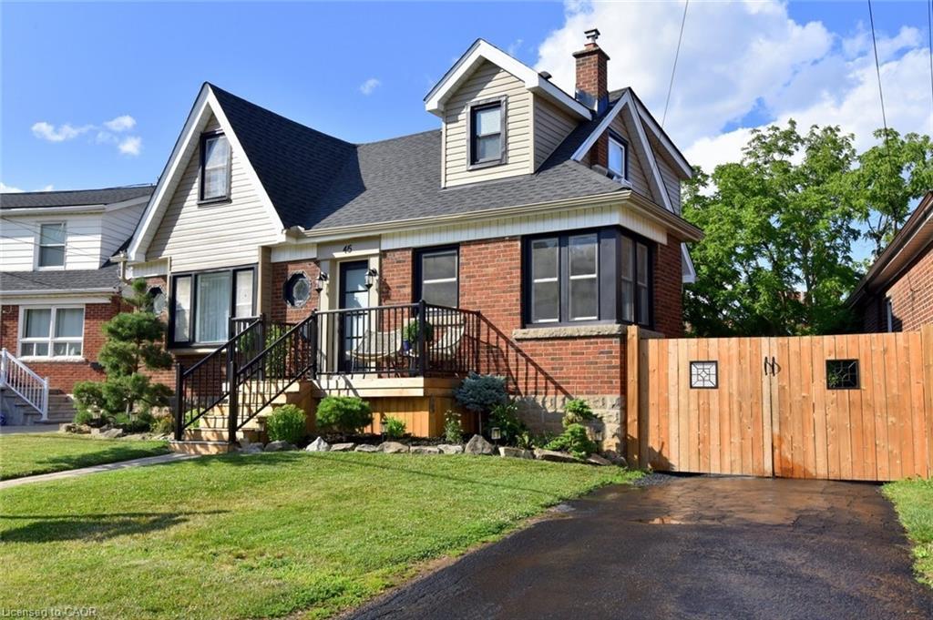 45 Dunkirk Drive, Hamilton, ON - Outdoor With Facade