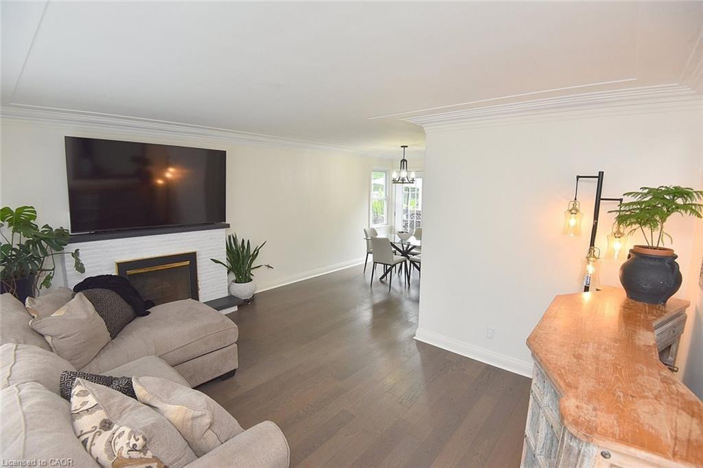 45 Dunkirk Drive, Hamilton, ON - Indoor Photo Showing Living Room With Fireplace