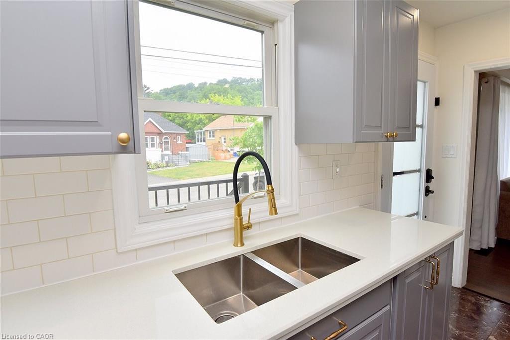 45 Dunkirk Drive, Hamilton, ON - Indoor Photo Showing Kitchen With Double Sink