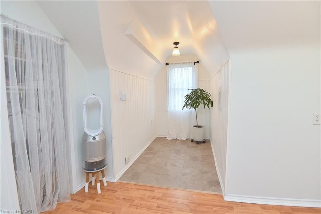 45 Dunkirk Drive, Hamilton, ON - Indoor Photo Showing Other Room