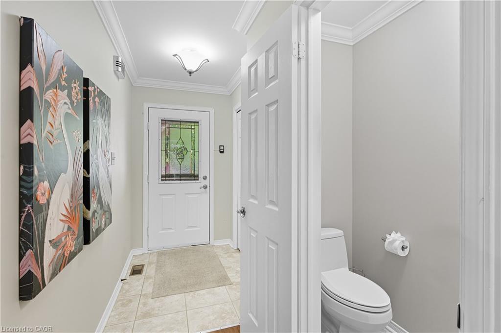 8-5555 Prince William Drive, Burlington, ON - Indoor Photo Showing Bathroom