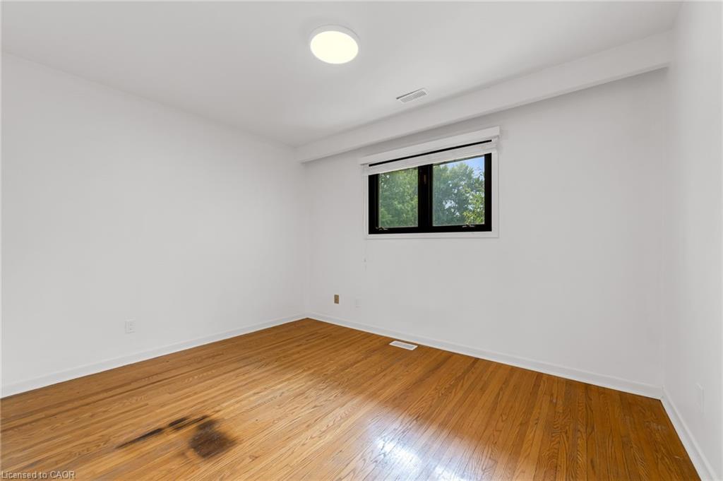 4252 William Street, Lincoln, ON - Indoor Photo Showing Other Room