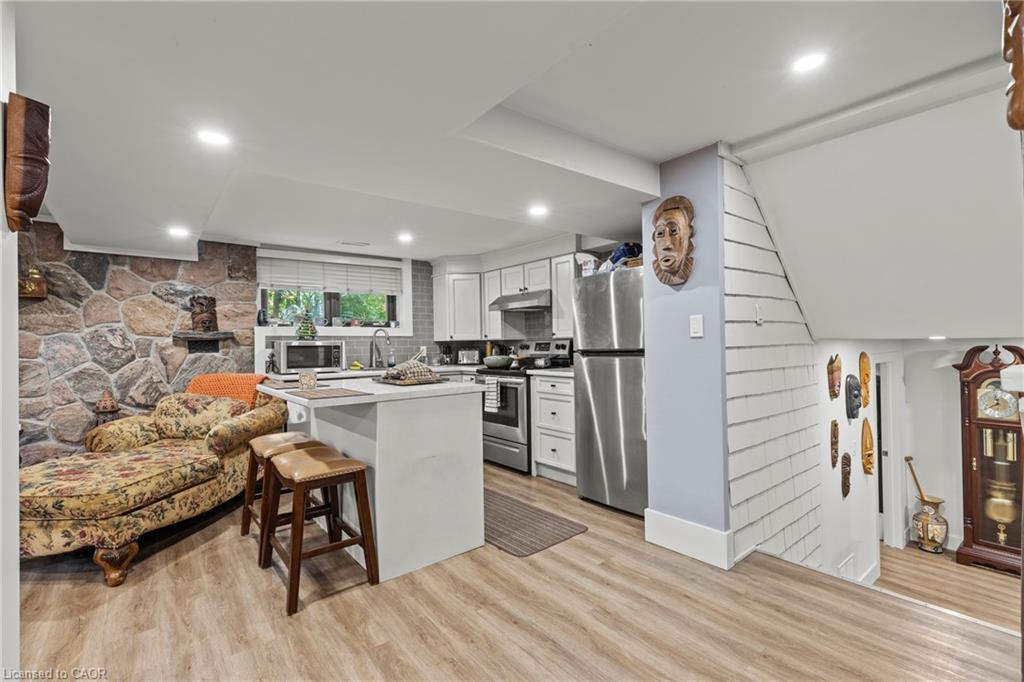 4252 William Street, Lincoln, ON - Indoor