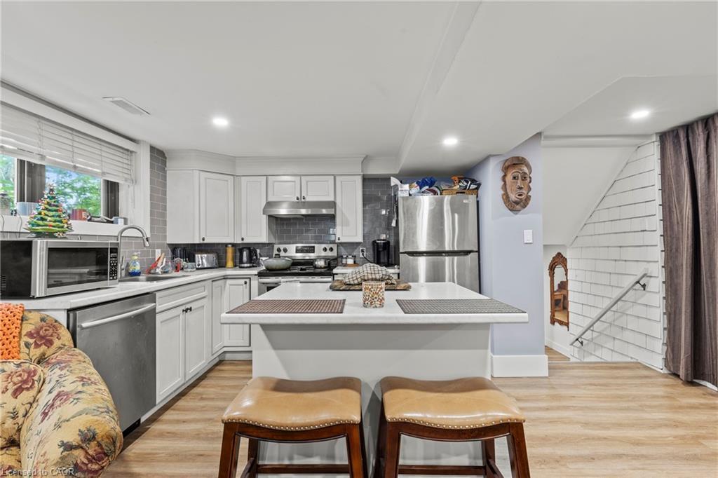 4252 William Street, Lincoln, ON - Indoor