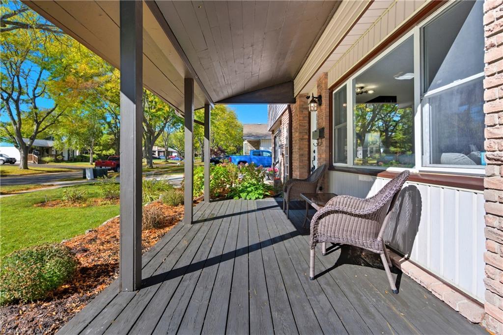 23 Glengrove Avenue, Grimsby, ON - Outdoor With Deck Patio Veranda With Exterior