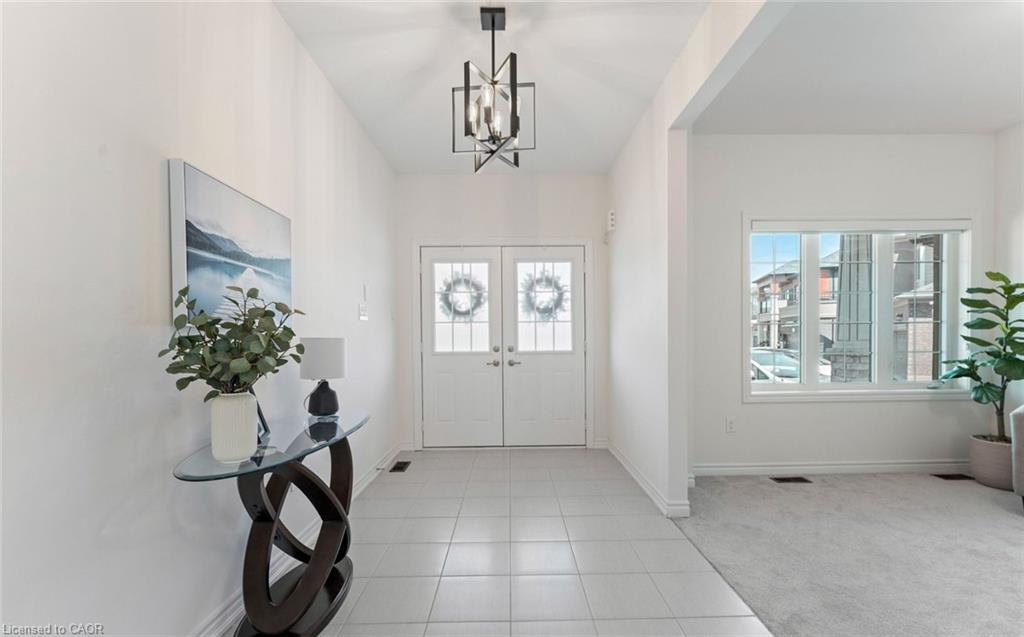 30 Rowley Street, Brantford, ON - Indoor Photo Showing Other Room