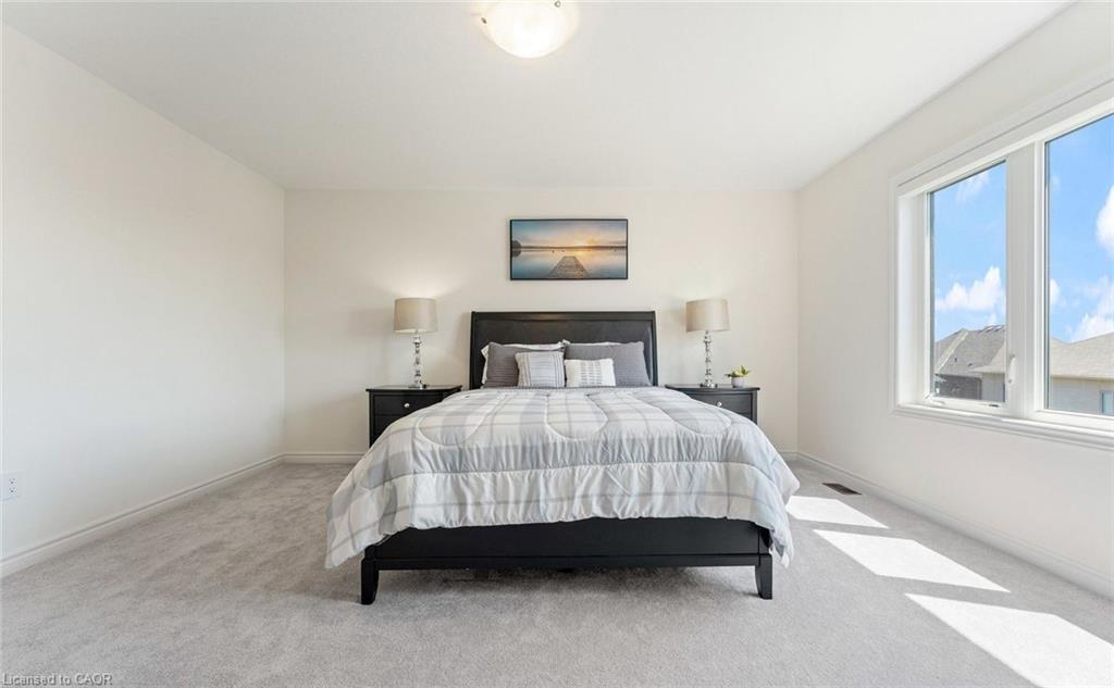 30 Rowley Street, Brantford, ON - Indoor Photo Showing Bedroom