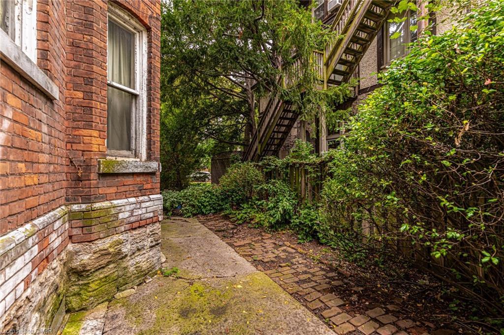 99 Blake Street, Hamilton, ON - Outdoor