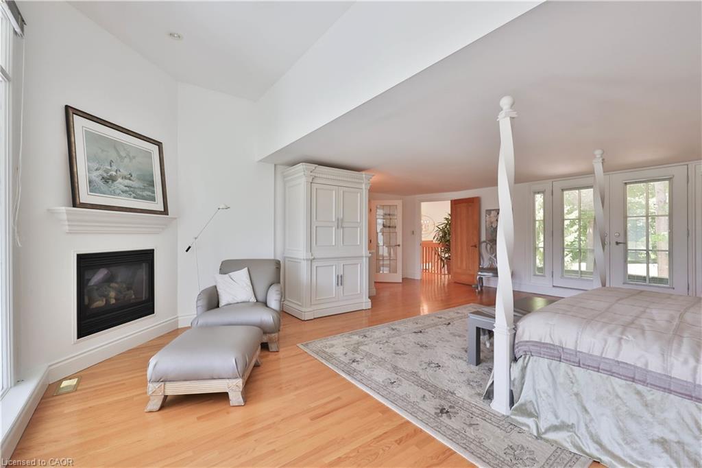 1270 1 Side Road, Burlington, ON - Indoor With Fireplace