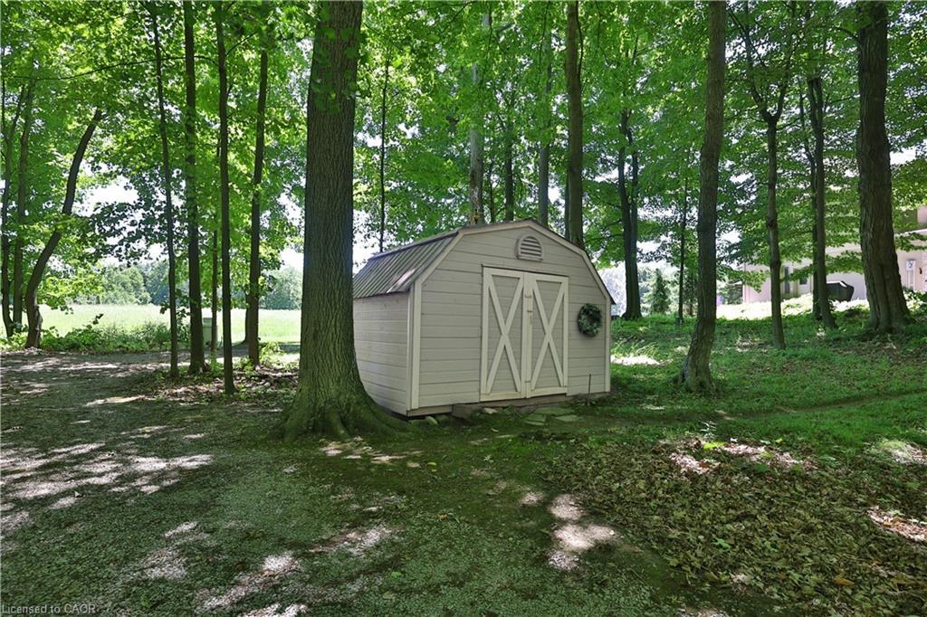 1270 1 Side Road, Burlington, ON - Outdoor