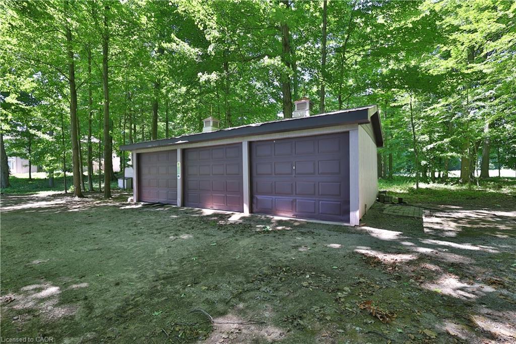 1270 1 Side Road, Burlington, ON - Outdoor