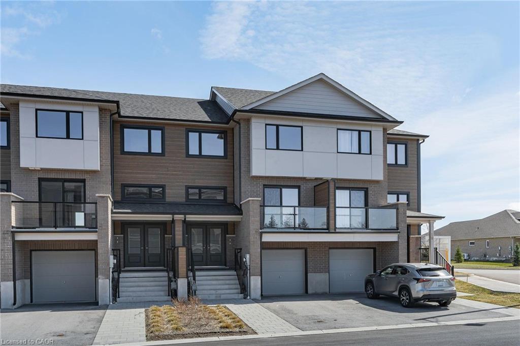 9-182 Bridge Crescent, Minto, ON - Outdoor With Balcony With Facade